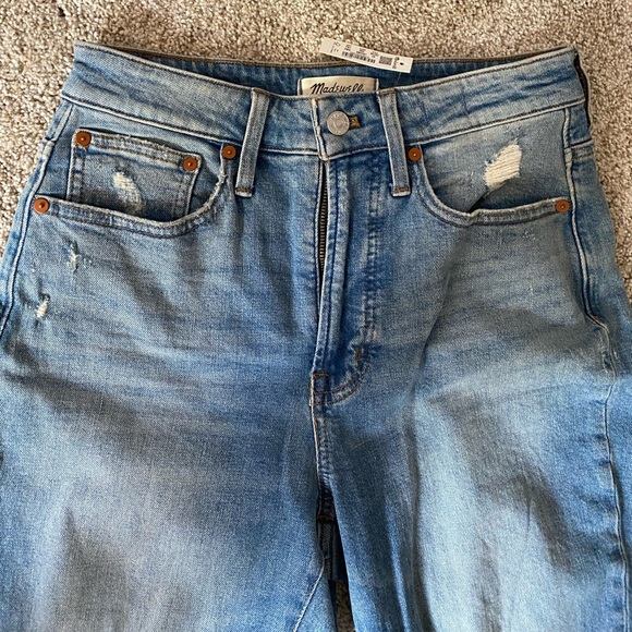 NWT The Curvy Perfect Vintage Jean in Denman Wash: Ripped Edition - Picture 7 of 12